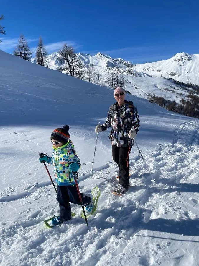 Hotel Bel'Air Jausiers 2*,